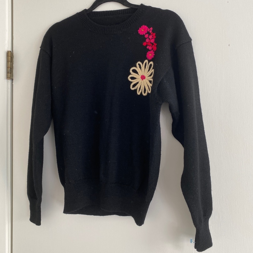 Black Wool Sweater with embroidery vintage